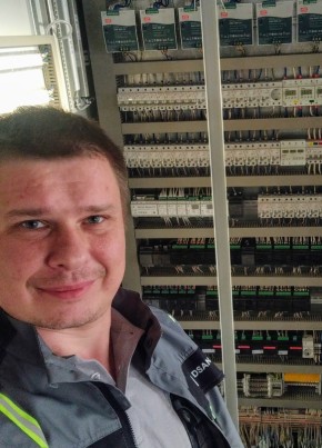 Андрей из Елабуги 37 лет