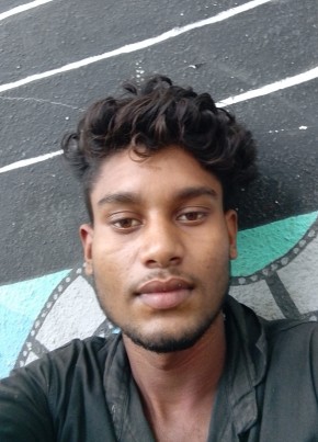 Ravendra, 19, India, Mumbai