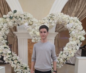 Arman, 19, Yerevan