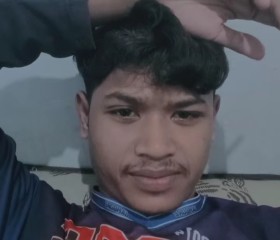 Adi, 22, Surabaya