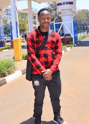 Joseph из Nairobi 19 лет