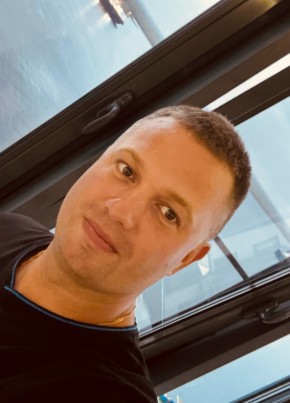 Artur из Архангельска 38 лет