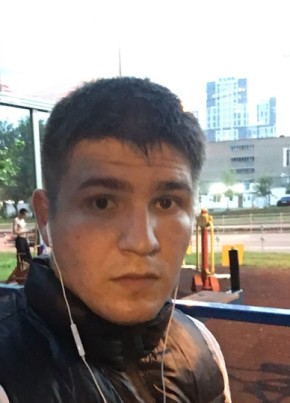 Артур, 30, Россия, Москва