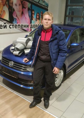 Олег, 35, Россия, Тверь