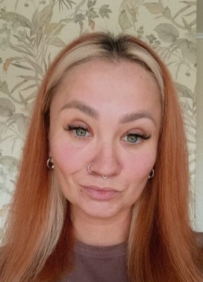Виолетта из Узловаи 34 года
