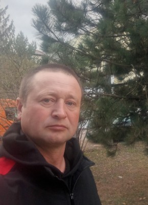 Микола Савсюк из Warszawa 44 года