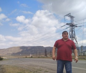 Сергей, 53 года, Берасьце