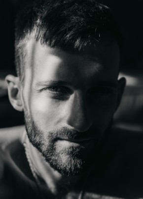 Дмитрий из Кореновска 32 года