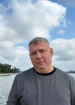 Евгений из Алексина 46 лет