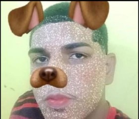 Mateus, 21, Queimados