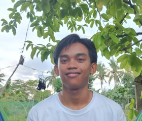 Khen Monleon, 22, Compostela (Central Visayas)