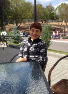Елена, 67, Россия, Магадан