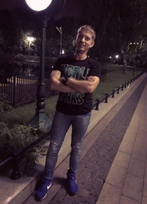 Александр, 34, Россия, Москва