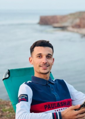 ه из Oran 22 года