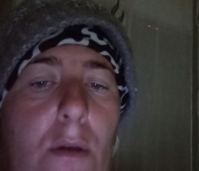 Dvcn, 18, Novi Pazar