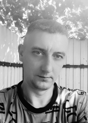 Роман из Курска 38 лет