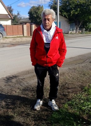 Юрий, 56, Россия, Фролово