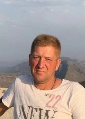 Дмитрий из Москвы 54 года