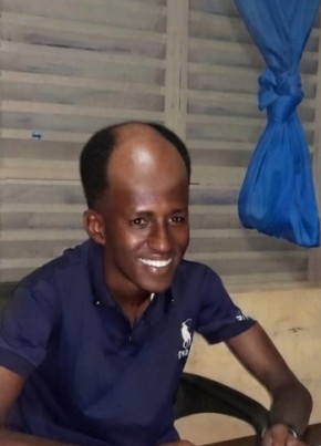 Jey из Nairobi 22 года