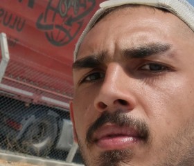 Ferdi İsmail, 25, Kutahya