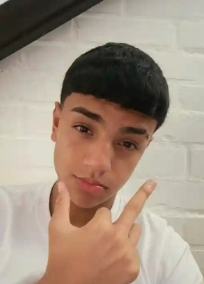 David из Santiago de Cali 18 лет