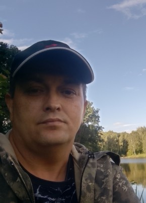 Виктор из Зарайска 41 год