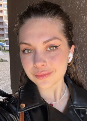 Алина из Симферополи 24 года