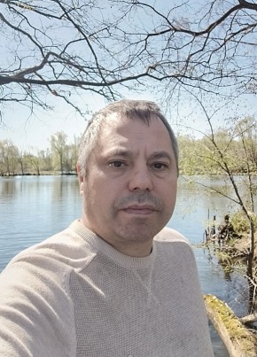 Олександр из Berlin 43 года