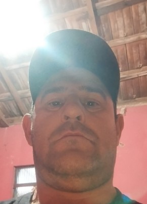 Bruno из Lavras 34 года