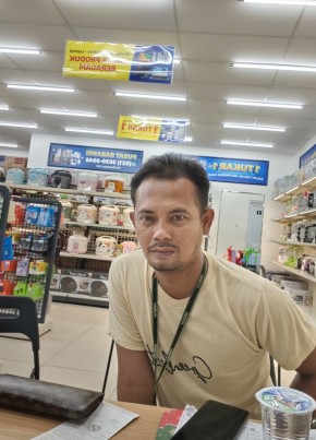 Hermawan Damahpu, 31, Indonesia, Cikupa