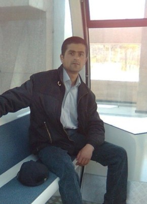 Emil Raqimov, 41, Azərbaycan Respublikası, Bakı