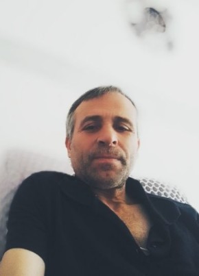 İsmail Karaman, 49, Türkiye Cumhuriyeti, İstanbul
