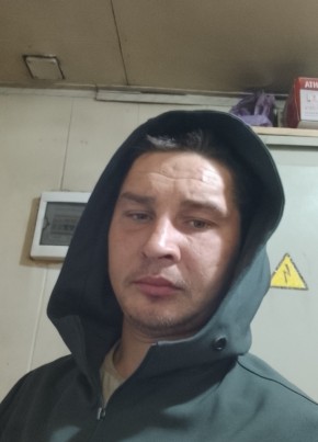 Александр Налива из Жигалово 32 года