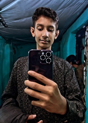 Rohan thakur, 18, India, Patna