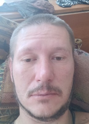 Александр из Воронежа 36 лет