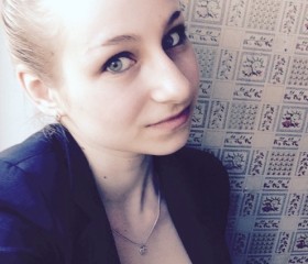 Kris, 30, Moscow
