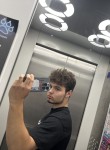 Roman, 21, Tomsk