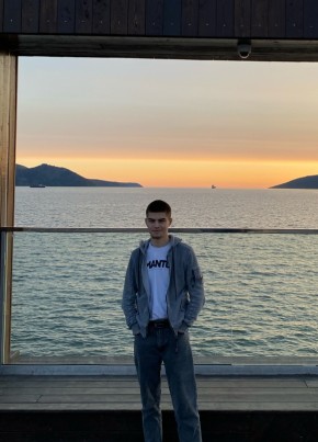 Алексей, 18, Россия, Магадан