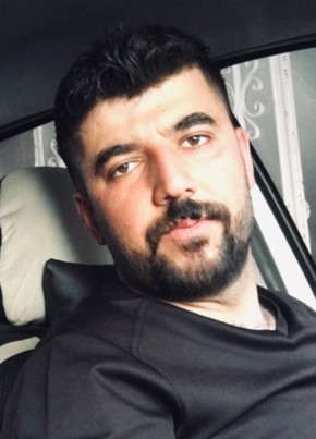 yusuf из İstanbul 34 года