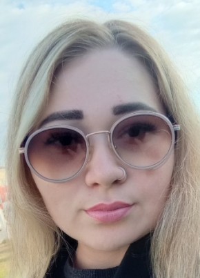 Елена, 30, Россия, Шумерля