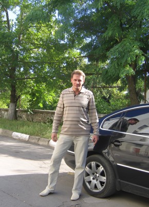 Oleg, 56, Russia, Simferopol