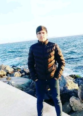 Roma из Жалал-Абад шаары 32 года