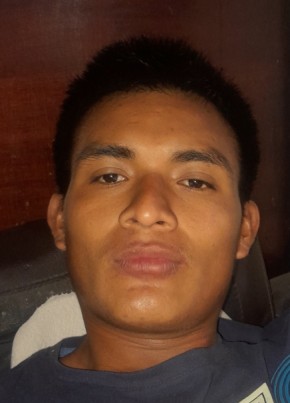 Paul из Guayaquil 23 года