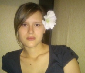Алена, 32 года, Кемерово