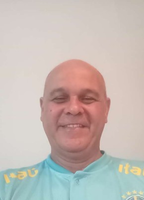 Adriano Barbosa из São Paulo capital 47 лет
