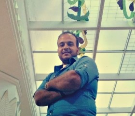 Doctor Ramy, 29, Cairo