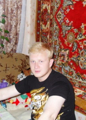 Андрей, 38, Россия, Псков