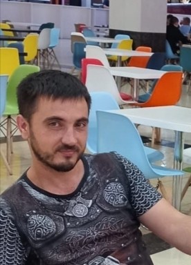 Денис из Воронежа 36 лет