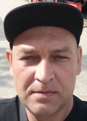 Олег из Мариуполи 42 года