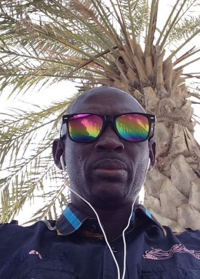 Bara, 47, République du Sénégal, Grand Dakar